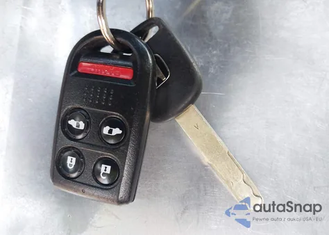 2006 Honda Odyssey Ex-L from USA, damaged, VIN 5FNRL38686B060773